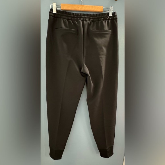 NWOT Athleta Endeavor Joggers - Size 4 - Picture 6 of 9